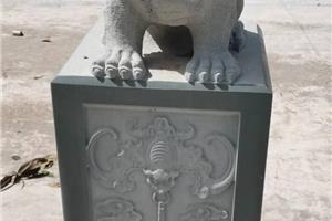 青石動物雕刻