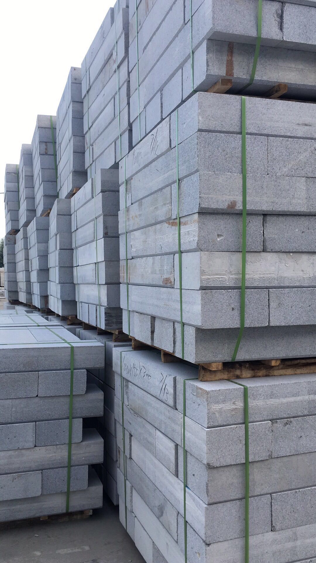 芝麻白规格板60*60. 60*30大量现货-供应信息-中国石材网