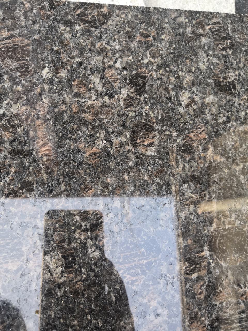 5公分英国棕光面外墙