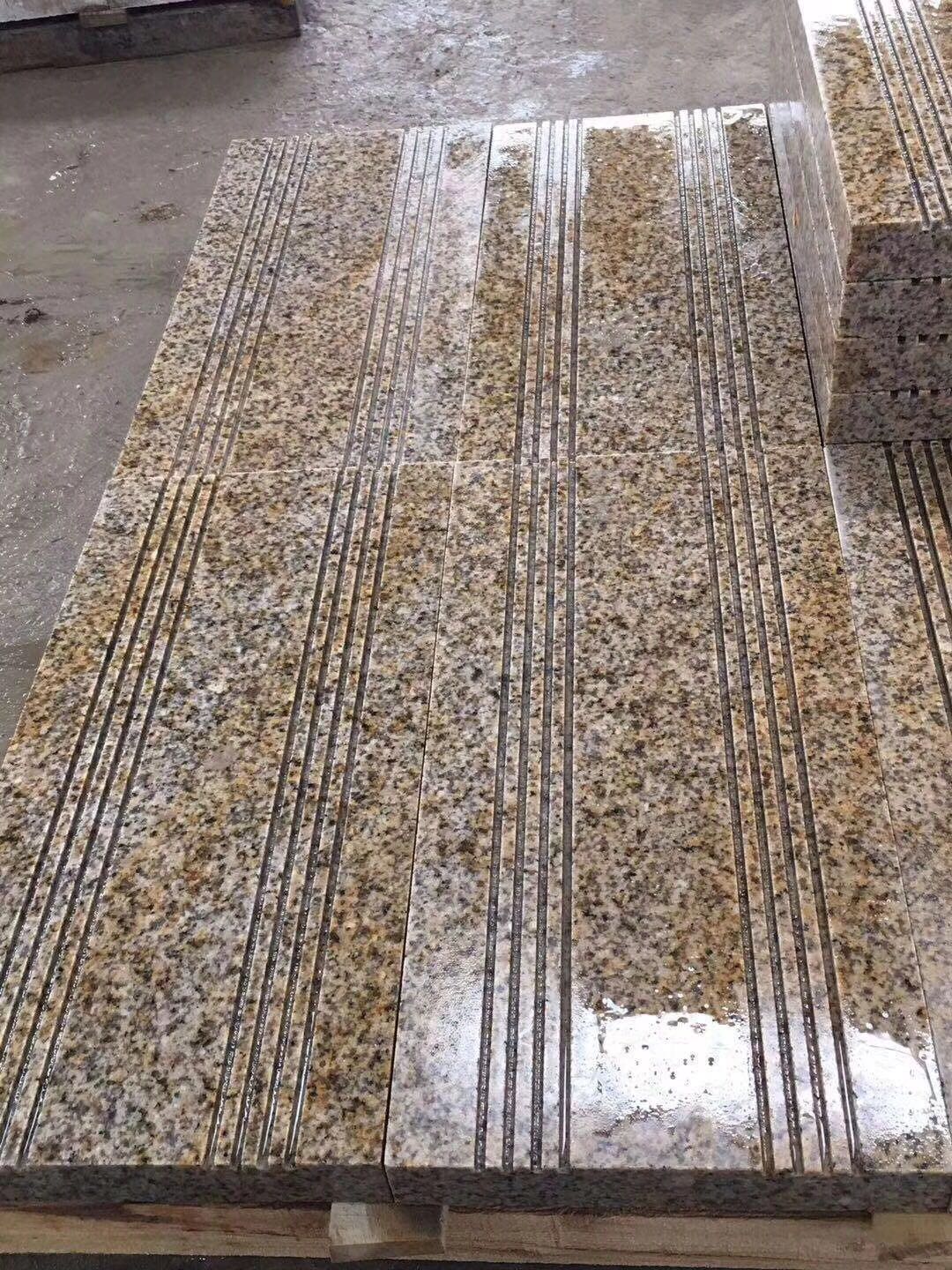 楼梯踏步黄锈石光面拉丝面加工