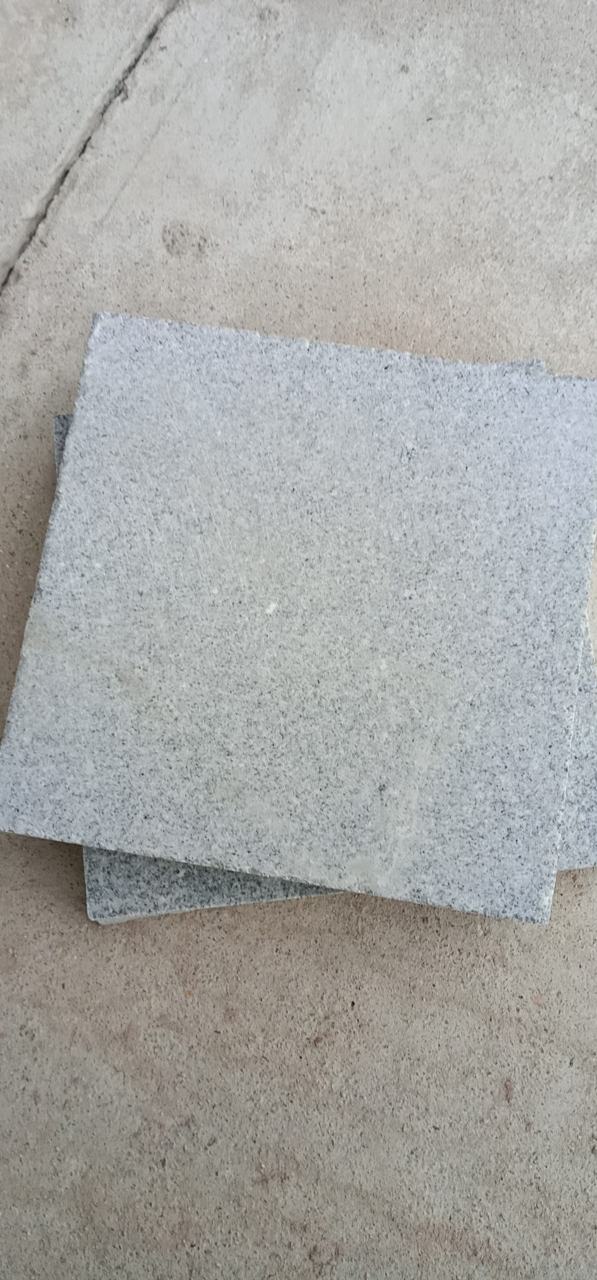 主营:芝麻白,芝麻灰,黄锈石,虾红,白锈-供应信息-中国石材网