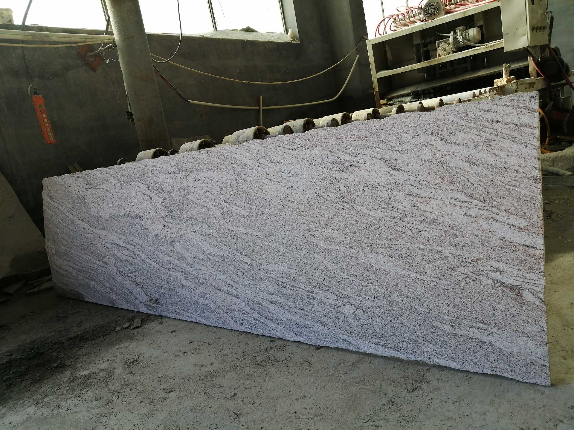 柏坡黄,中国黑,大漠鎏金,雪浪石-供应信息-中国石材网