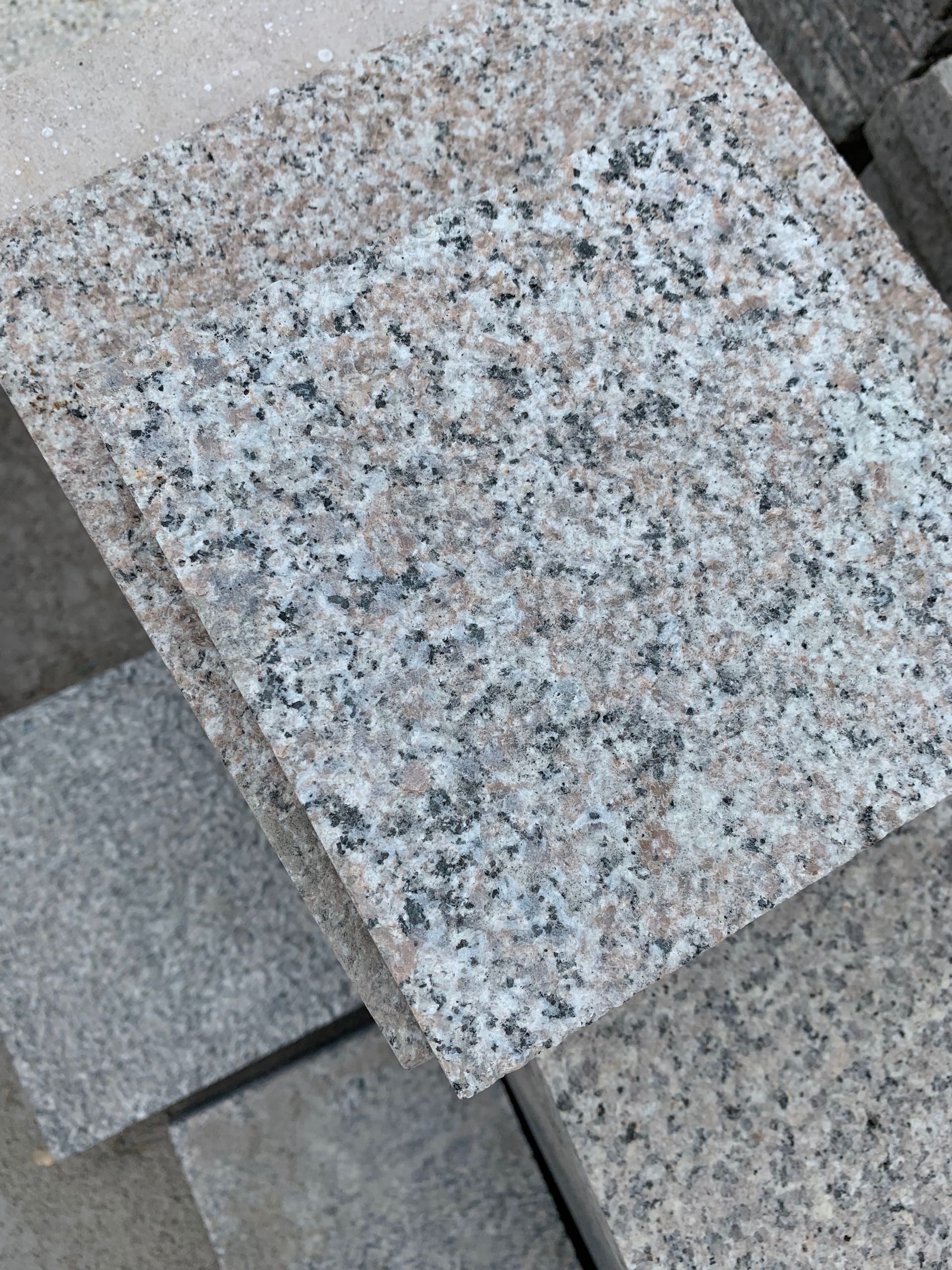 五莲花五莲红各种类型板材加工欢迎致电