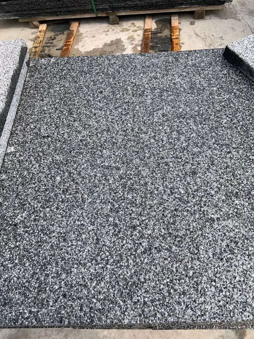 广西芝麻黑,芝麻灰,钟山青,火烧面,荔枝-供应信息-中国石材网