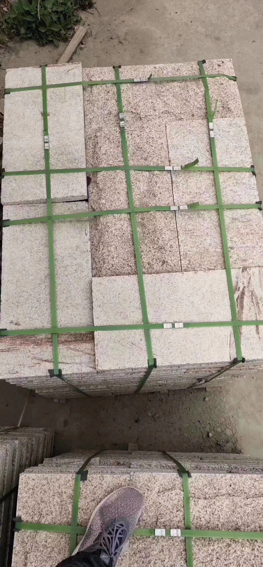 黄锈石 蘑菇石 300*600*50 大量现货供应 -供应信息-中国石材网