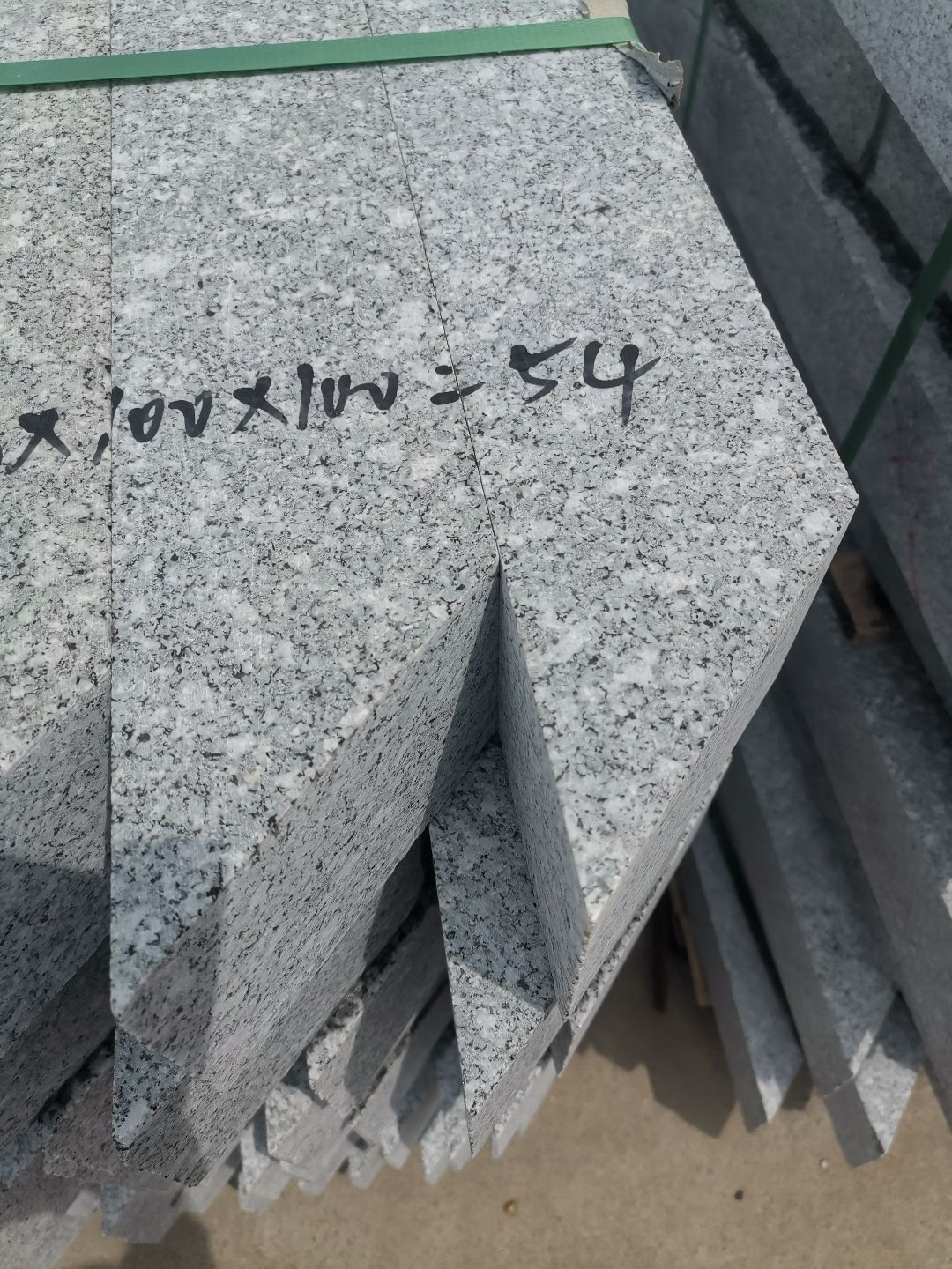 自有矿山,厂价直销,大量供应芝麻灰花岗岩-供应信息-中国石材网