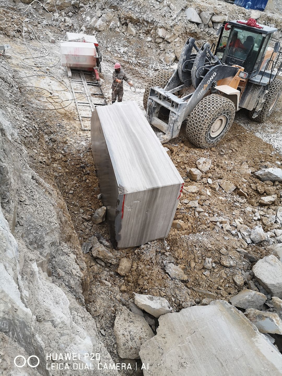 大理石团队开采!-其他信息-中国石材网