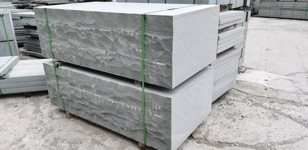 厂方直供四川万源青石:青石栏杆,青石龙柱-供应信息-中国石材网