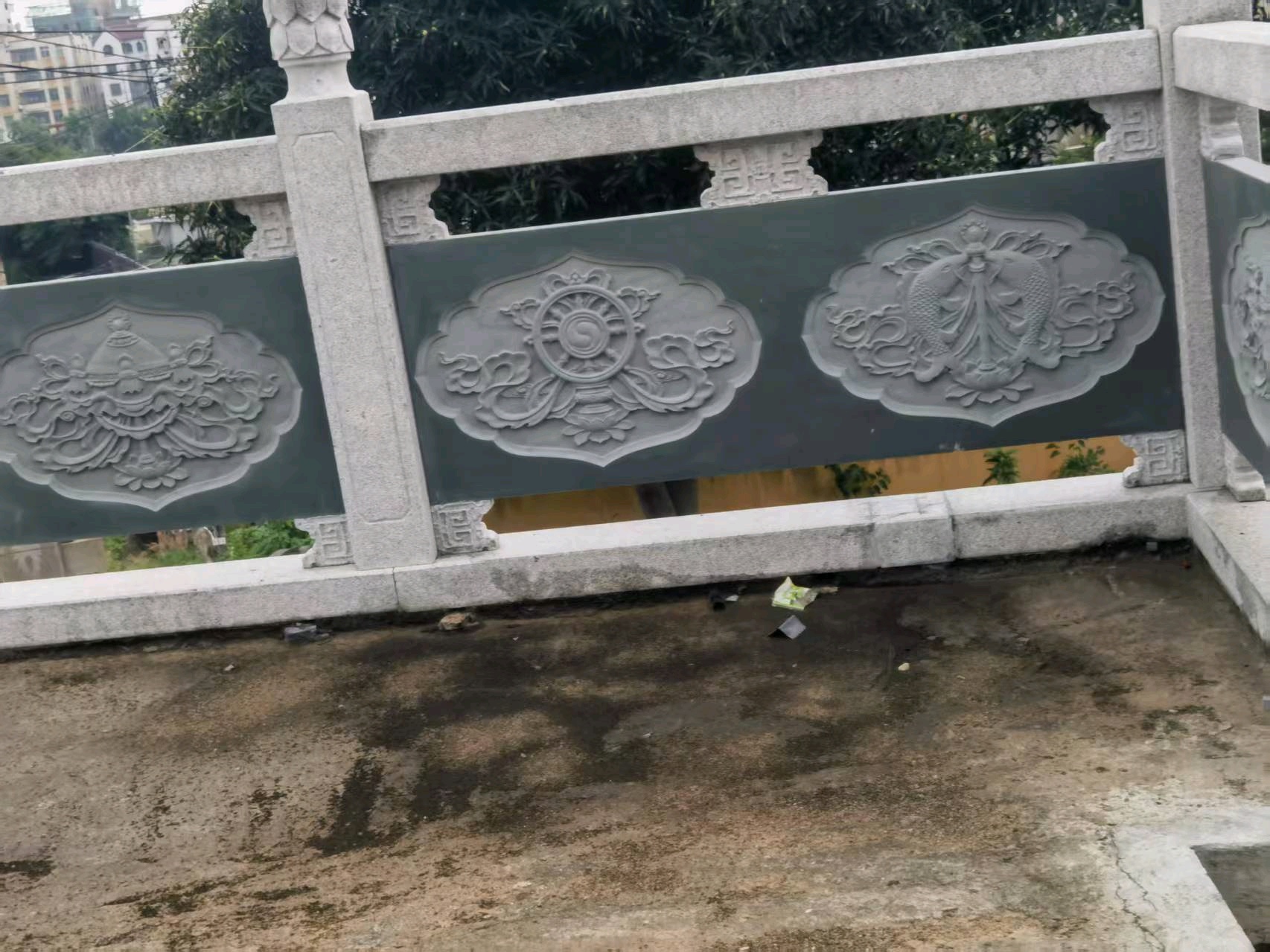 大圖