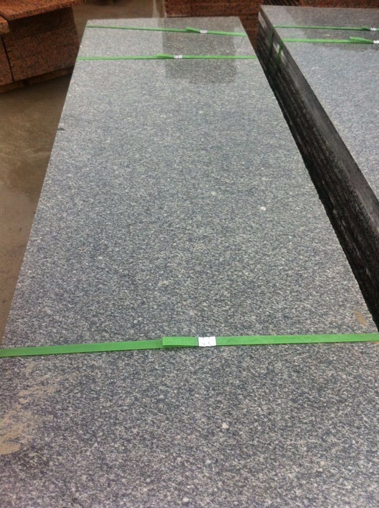 芝麻灰光面毛光板 条板,有现货,请联系18-供应信息-中国石材网