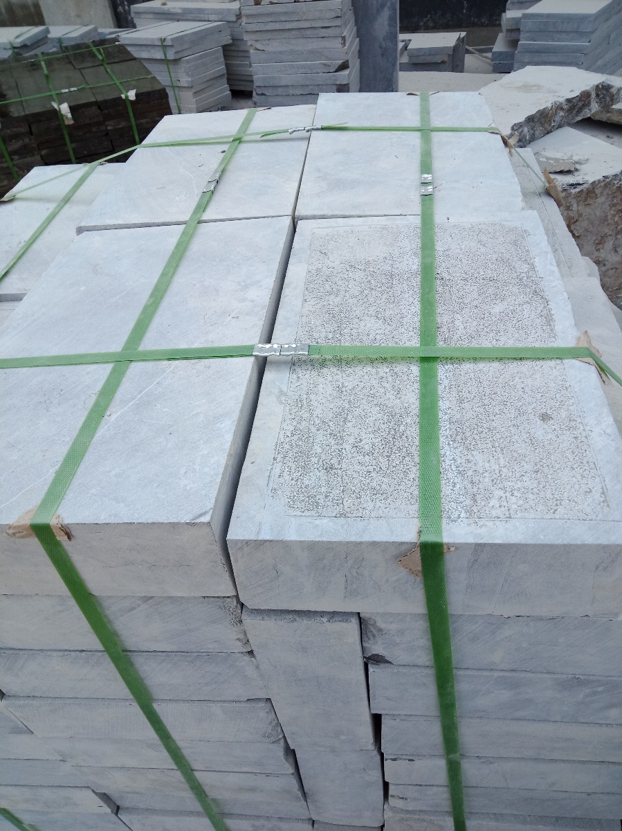 山东青石板材荔枝面300x600