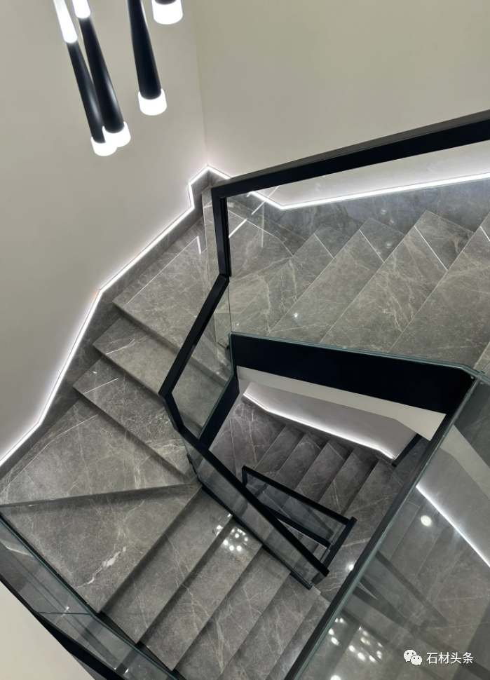 微信图片_20251122091025.png 微信图片_20251122091025.png